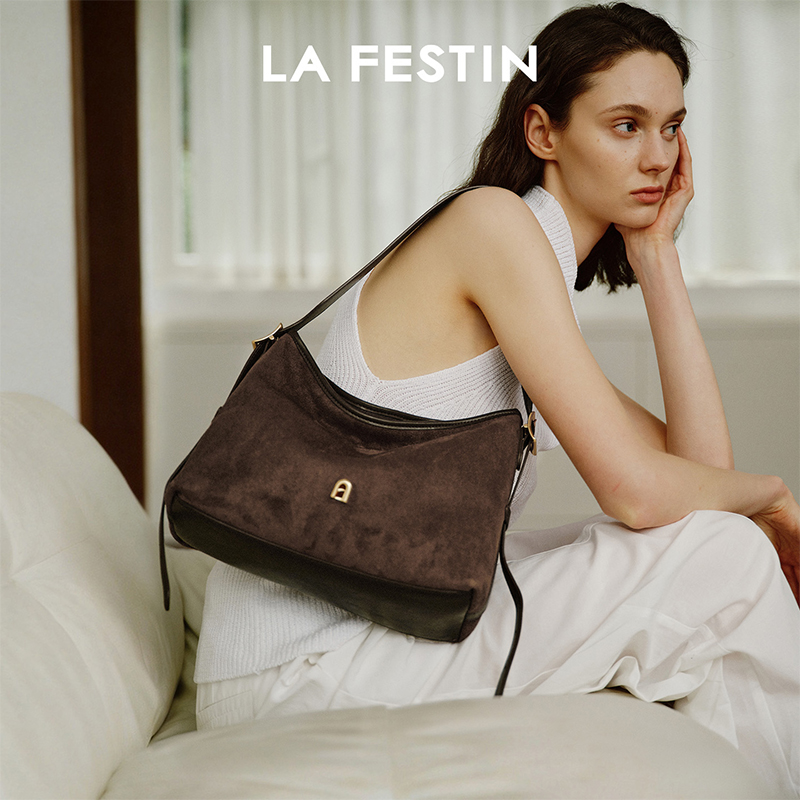 Luxury Bags La - حقائب نسائية أصلية من ماركة LA