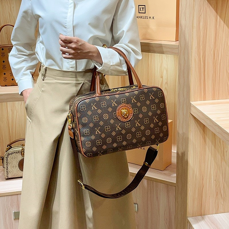 حقيبة يد نسائية ذات علامة تجار - مراجعة Xl Luxury Bags وسعره