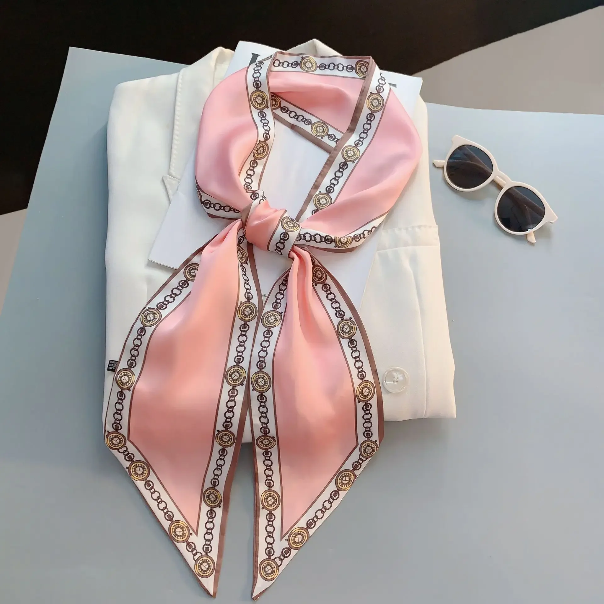 وشاح نسائي ضيق بتصميم مطبوع بن - مراجعة Luxury Bags Brands وسعره