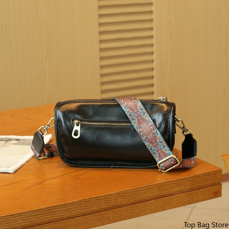 حقيبة كتف نسائية من الجلد الطب - مراجعة Luxury Bags Quiet وسعره