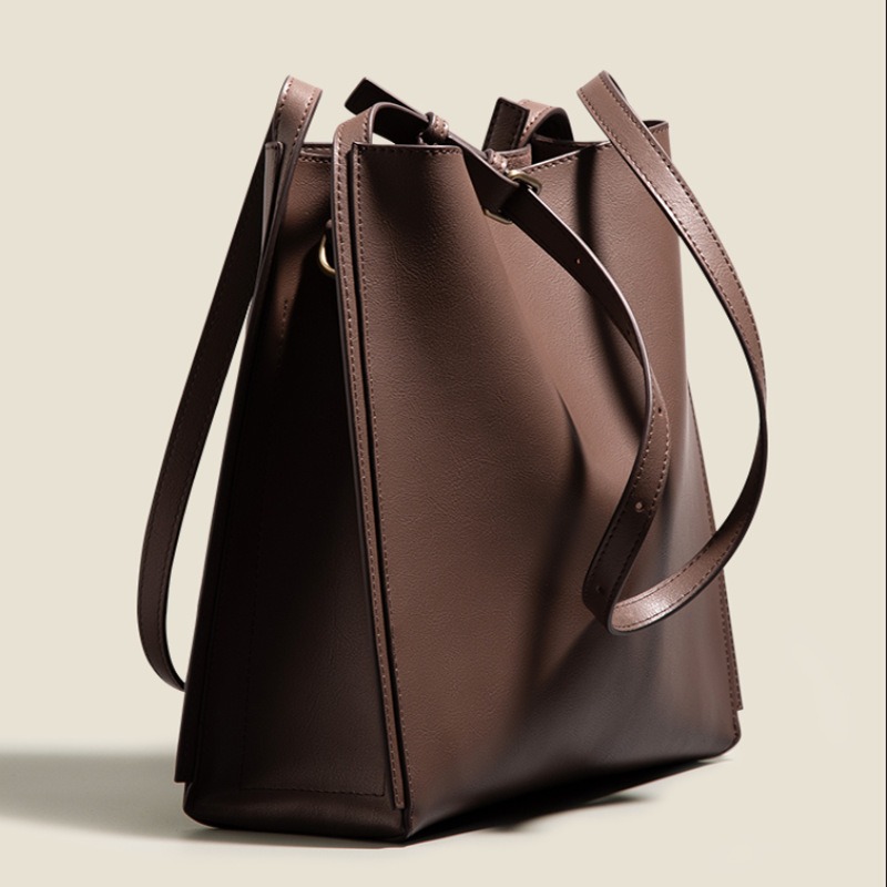 حقيبة جلدية أصلية للنساء للتنق - مراجعة Luxury Bags Quiet وسعره