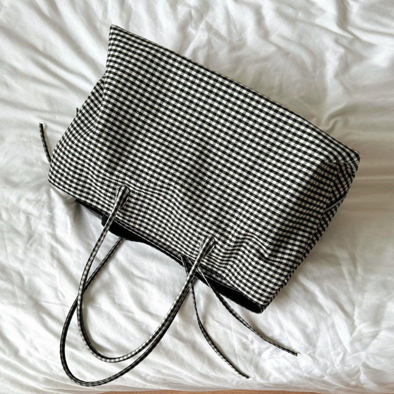 حقائب يد شبكية كورية غير رسمية - مراجعة Luxury Bags Of 2026 وسعره